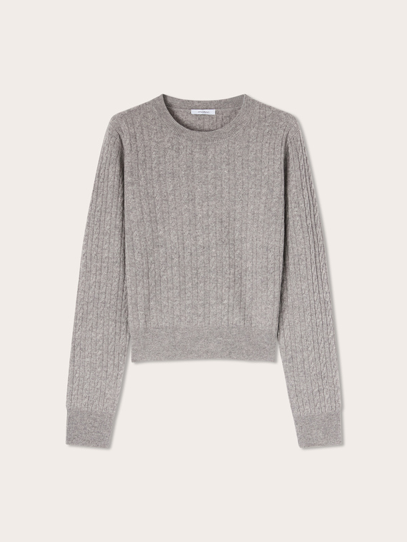 Pull en laine &agrave; torsades