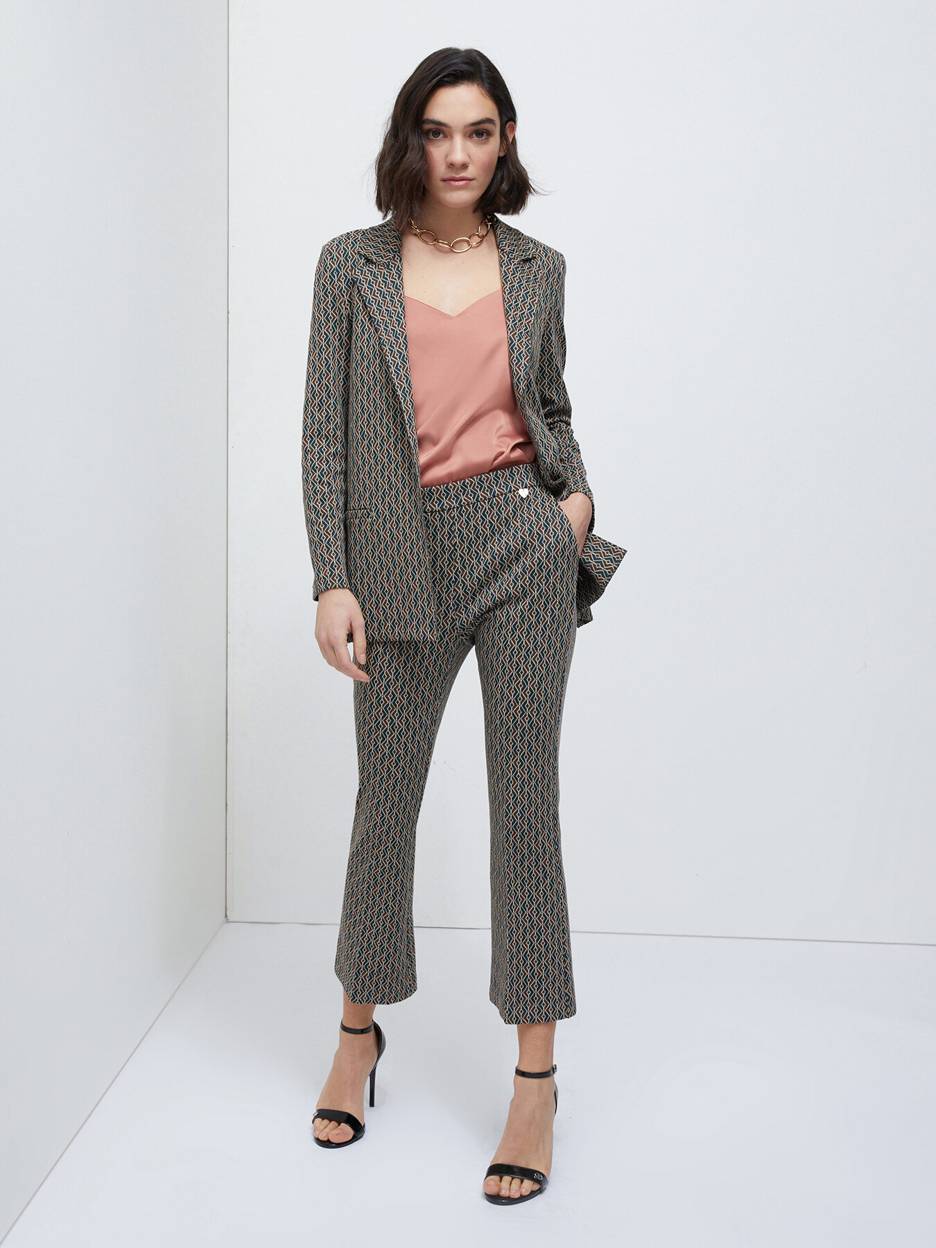 Jacquard jacket image number 2