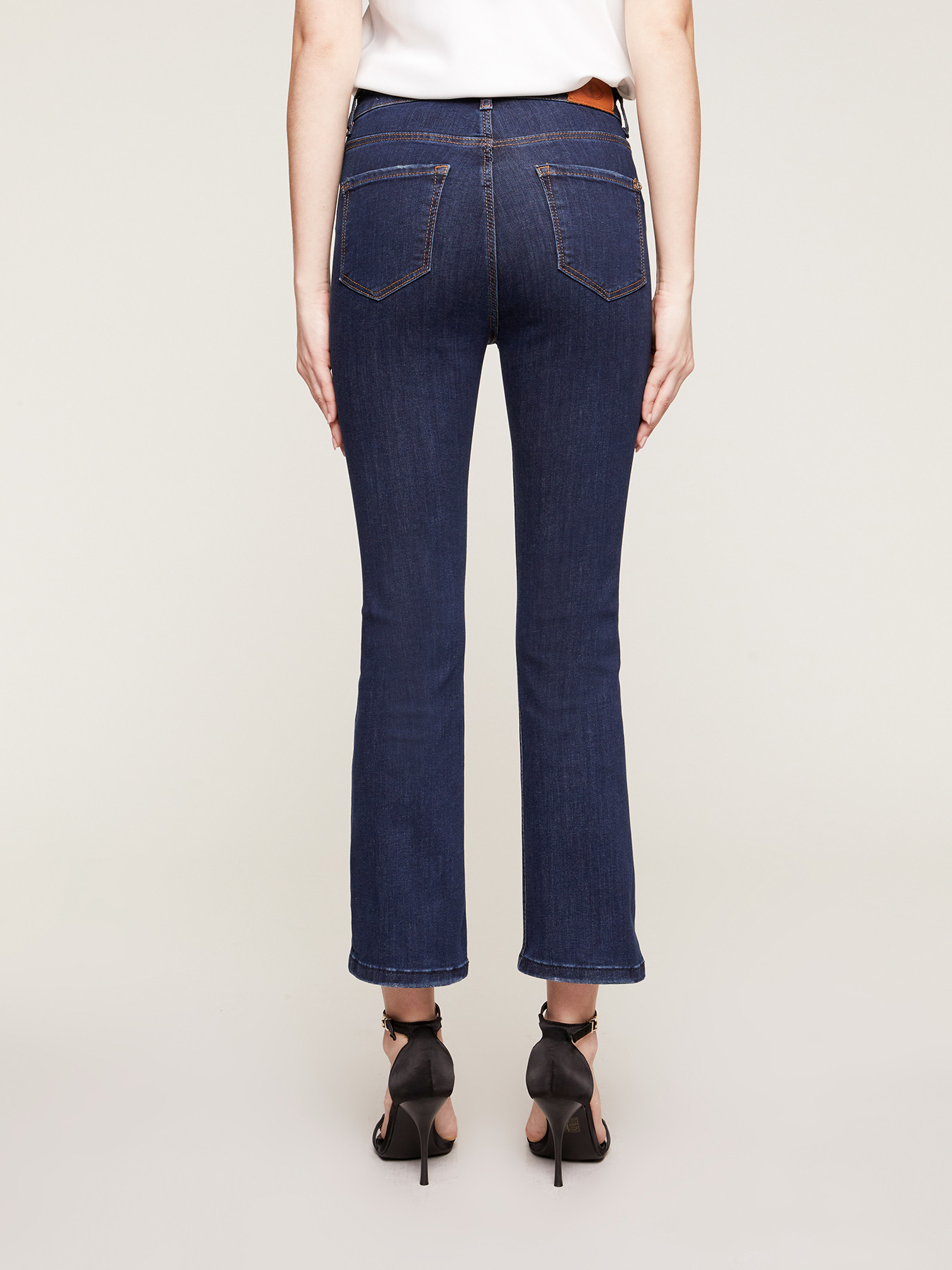Kick-Flare-Jeans Lily Rose high waist image number 0