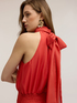 Langes Kleid aus Voile mit Neckholder-Ausschnitt image number 3