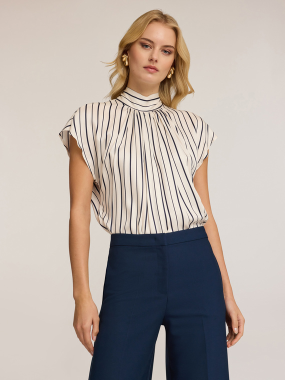 Striped oversized blouse with back bow