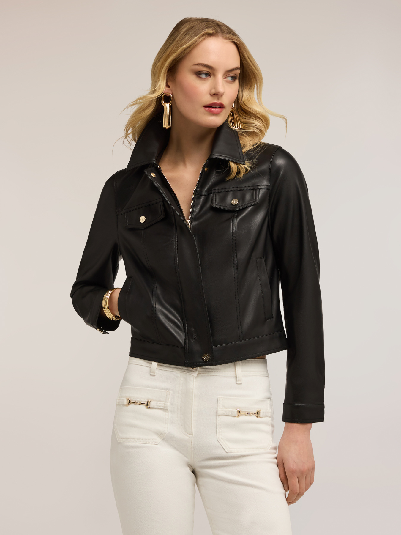 Chaqueta corta con bolsillos image number 0