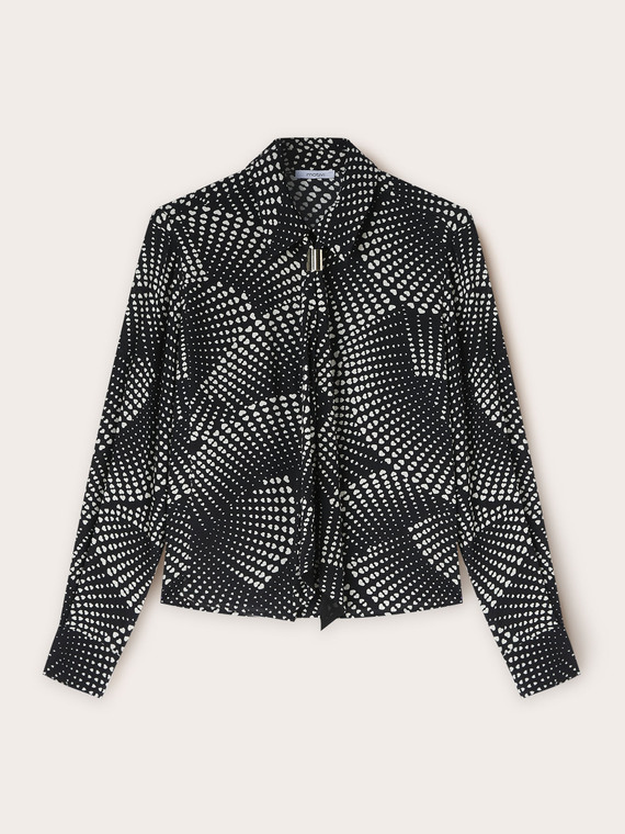 Shirt with heart pattern bow tie