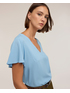 Blusa con escote en V y mangas de vuelo image number 3