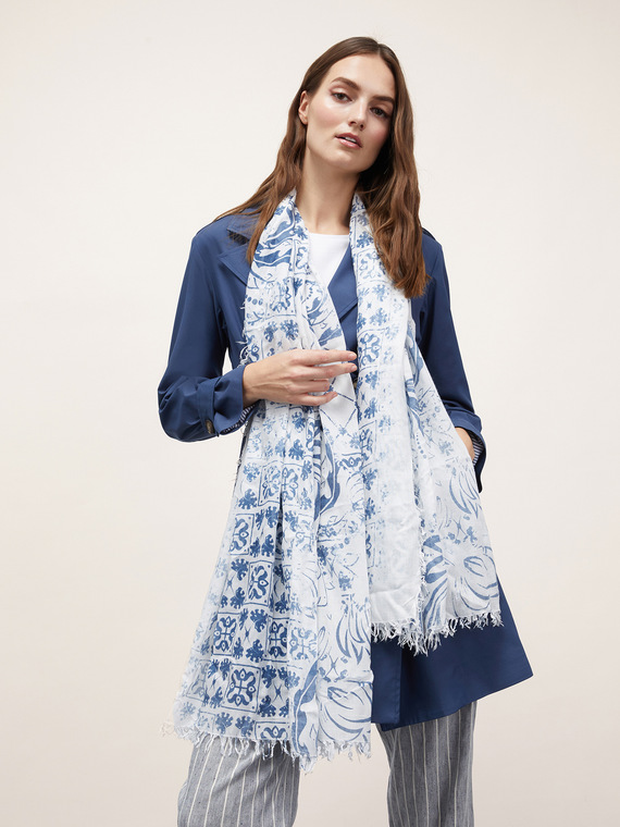 Mixed modal printed stole
