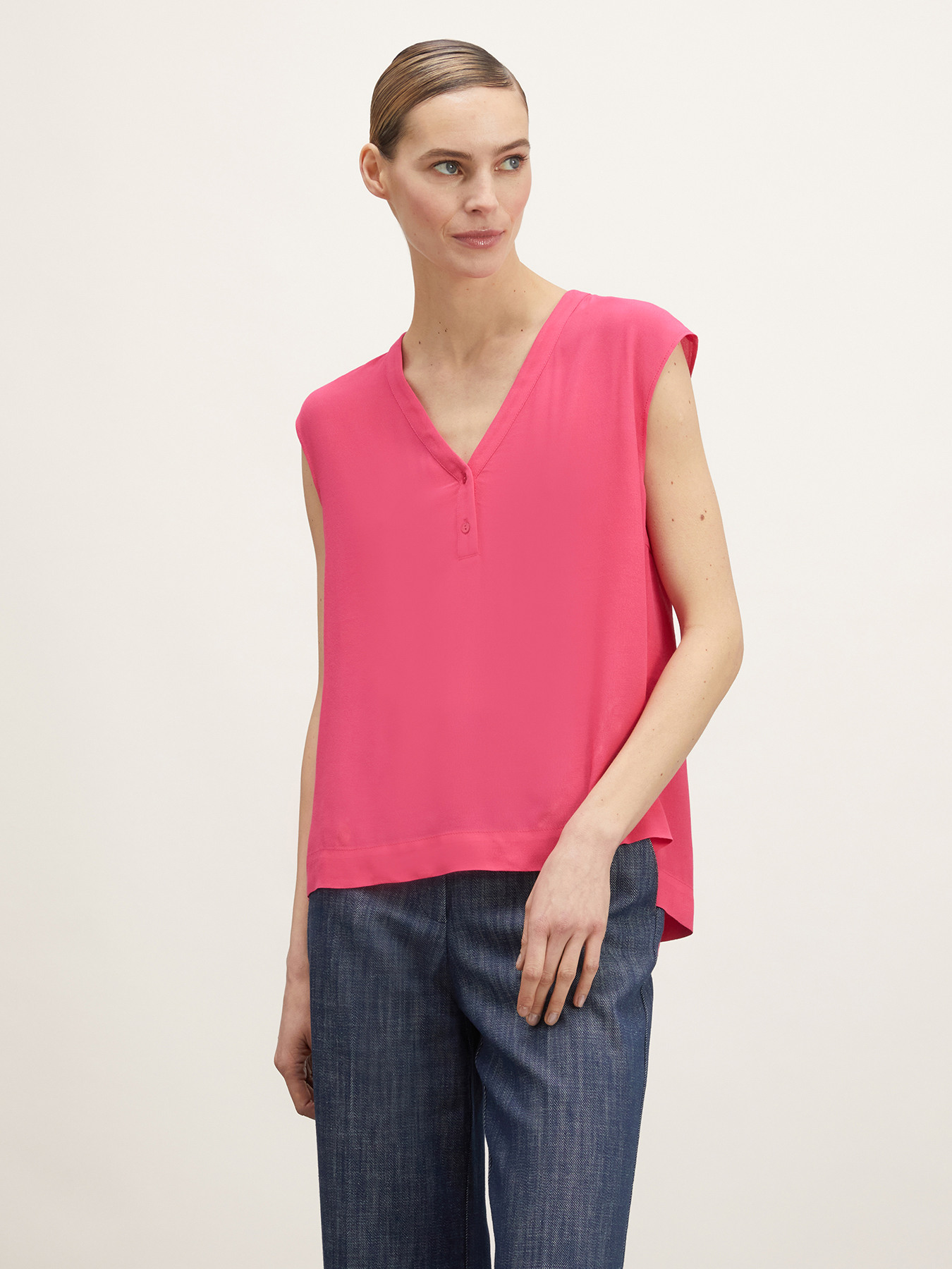 Sleeveless flowing blouse image number 0
