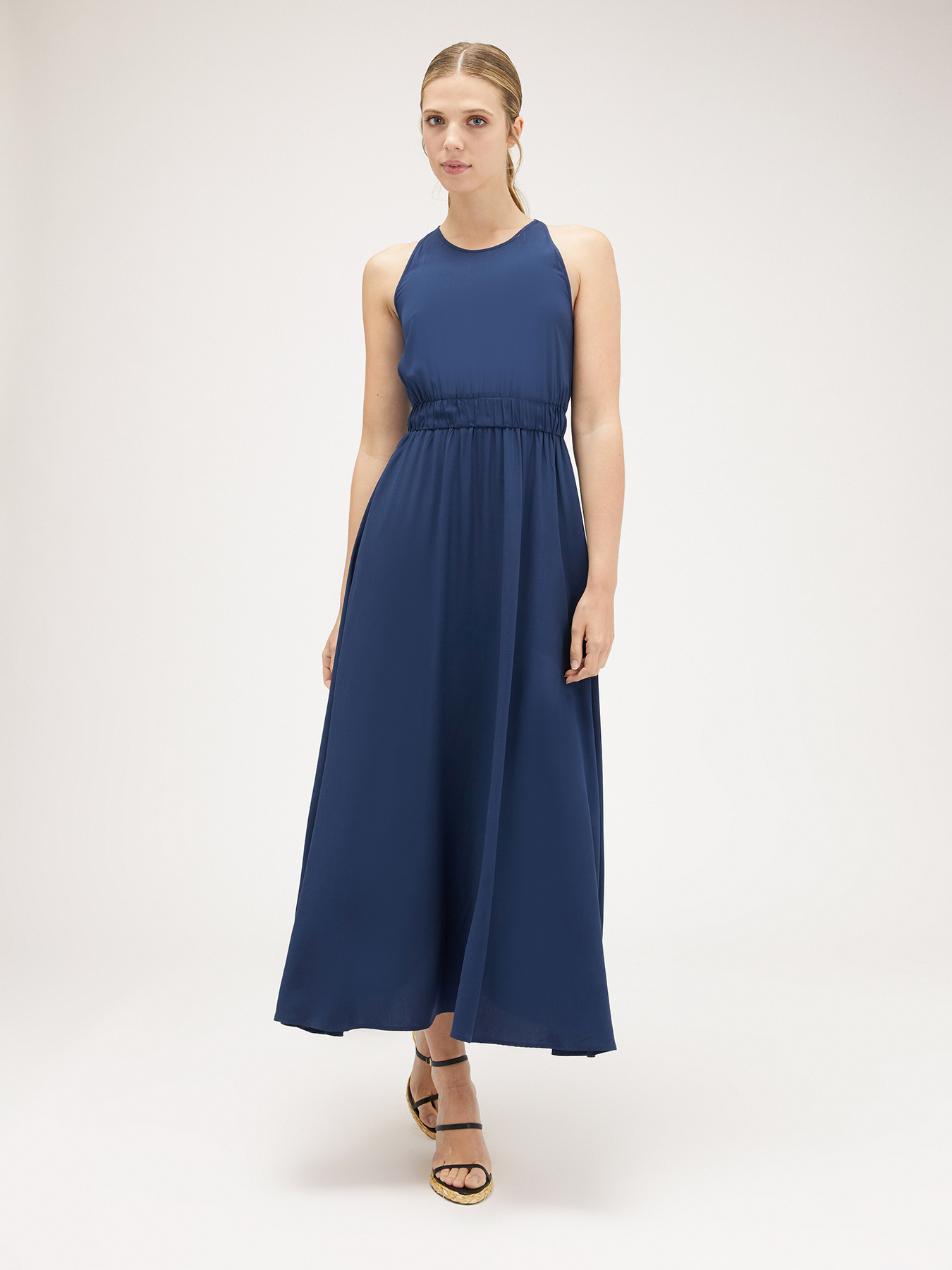 Vestito lungo scollo all'americana image number 0