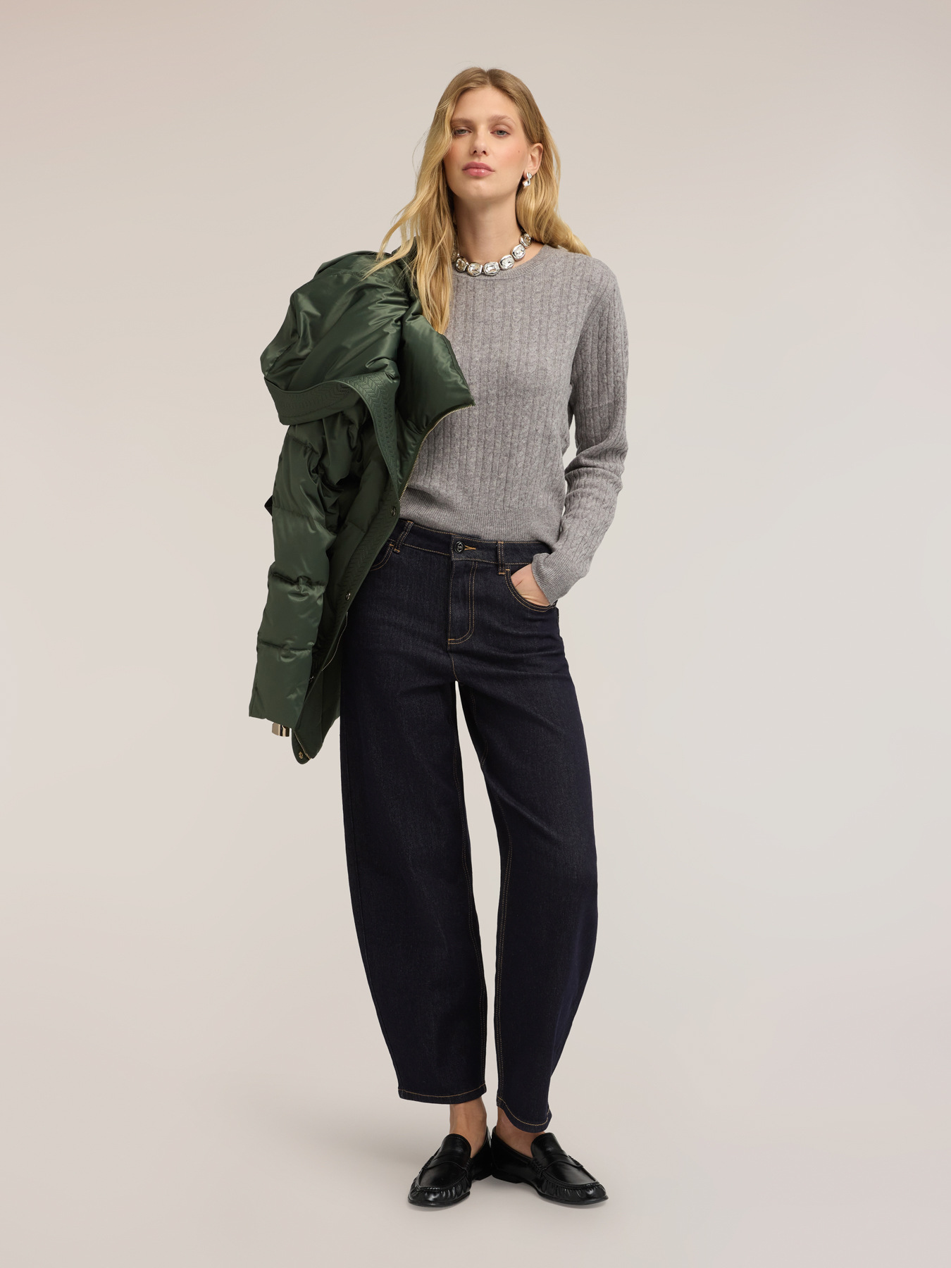 Cable-knit wool sweater image number 2