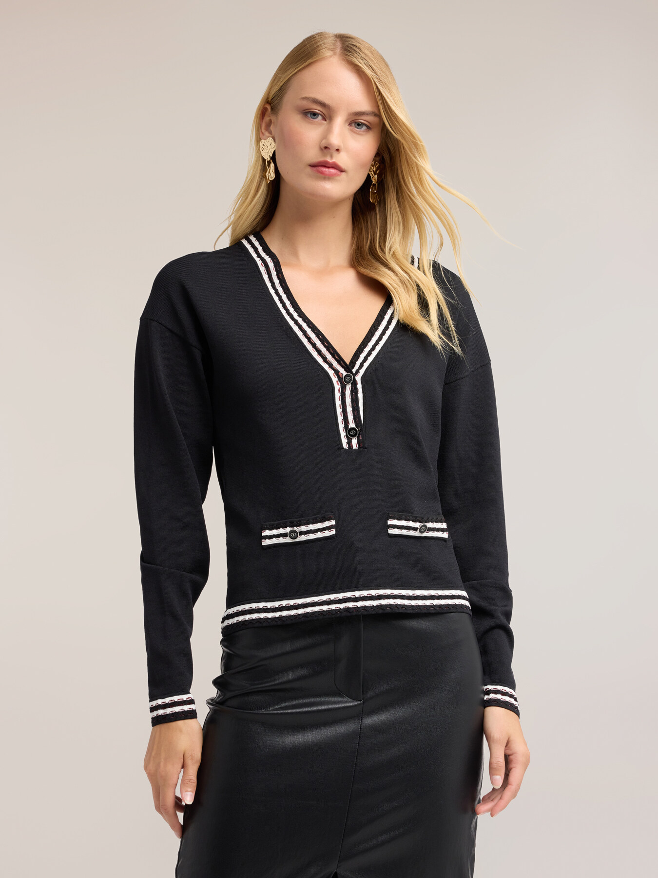 Strickpullover mit kontrastierenden Borten image number 0