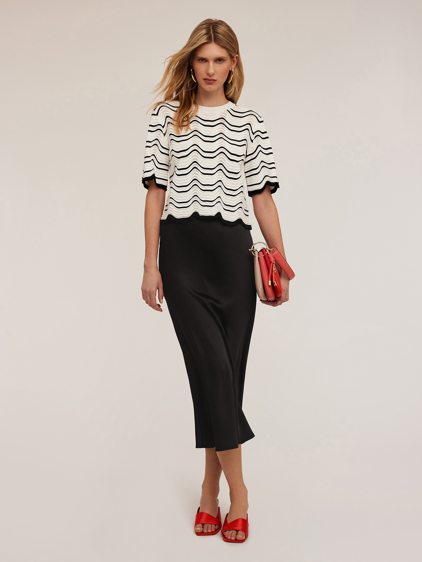 Jupe mi-longue en satin image number 0