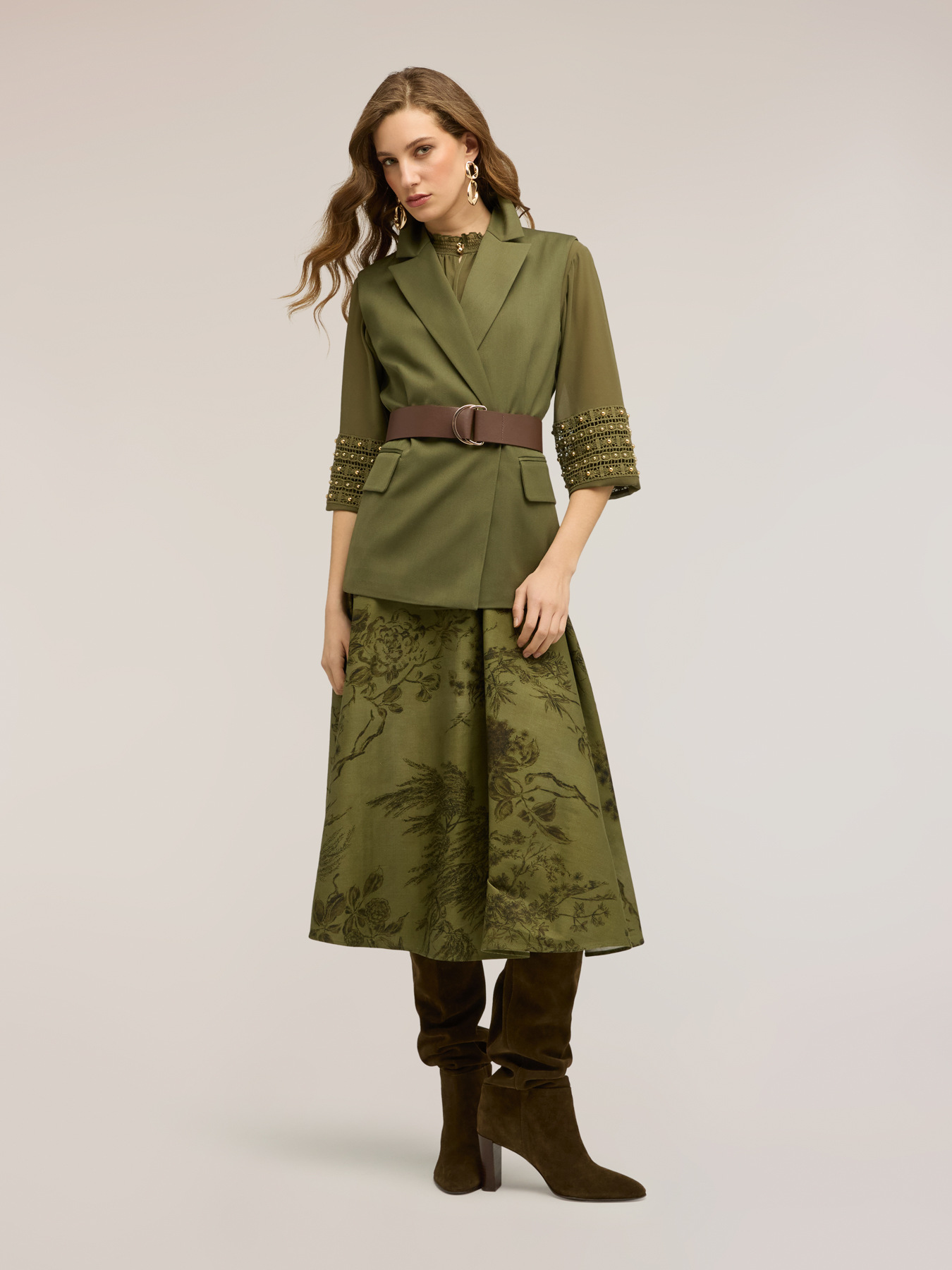 Polyviscose vest with belt image number 0