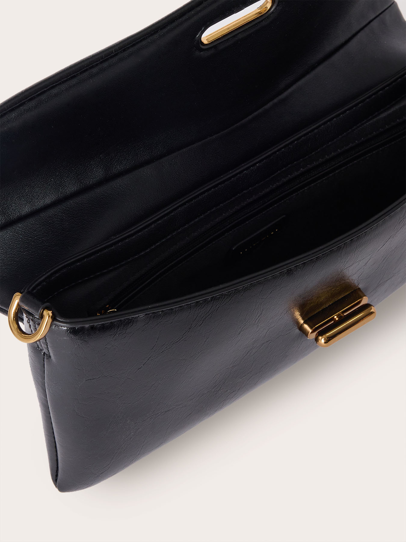 Flat clutch with draped flap and chain image number 3