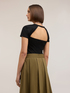 Geripptes Jersey-T-Shirt mit Cut-out image number 1