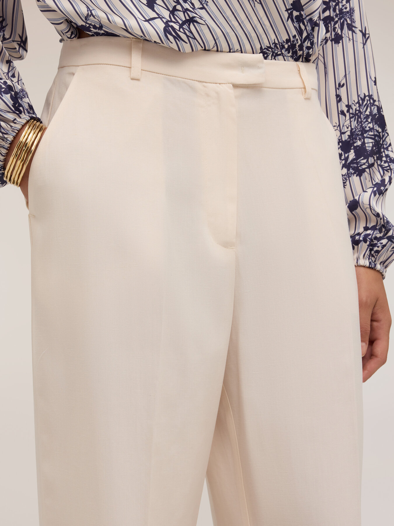 Pantalon palazzo en lyocell avec pli marqu&eacute; image number 3