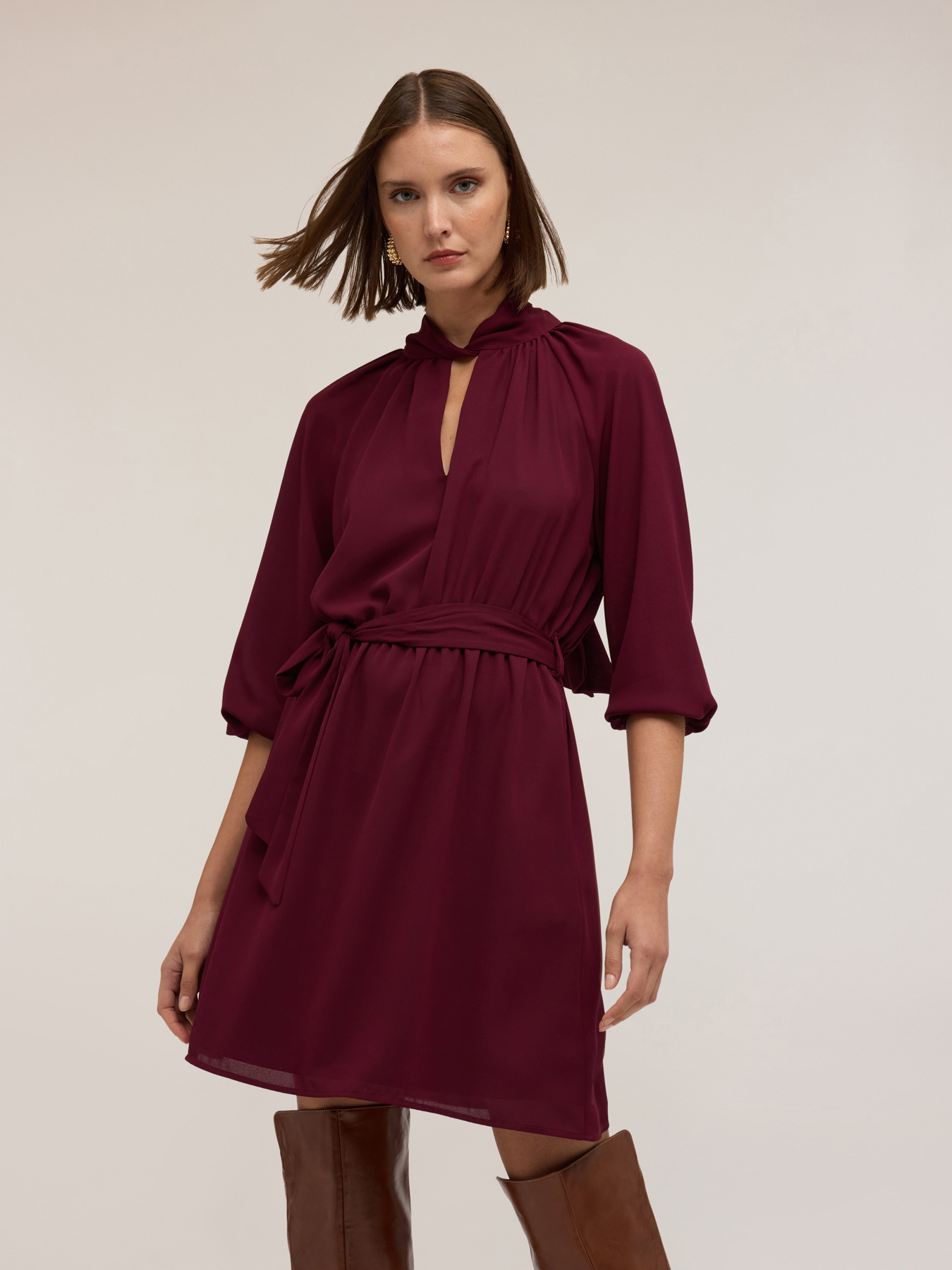 Flie&szlig;endes drapiertes Kleid image number 2