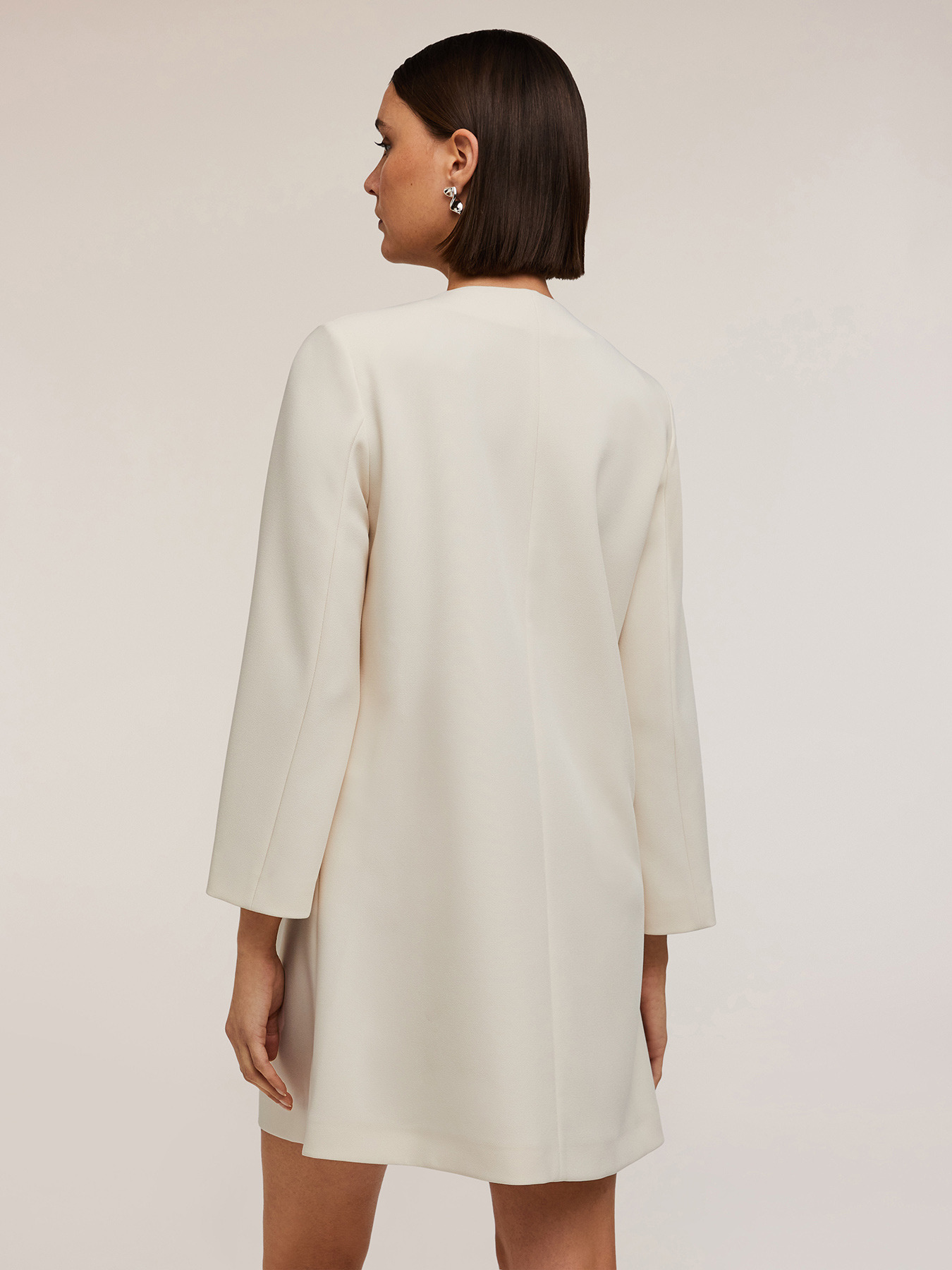 Elegant unlined coat image number 1