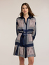 Hemdblusenkleid aus Satin mit Print image number 2
