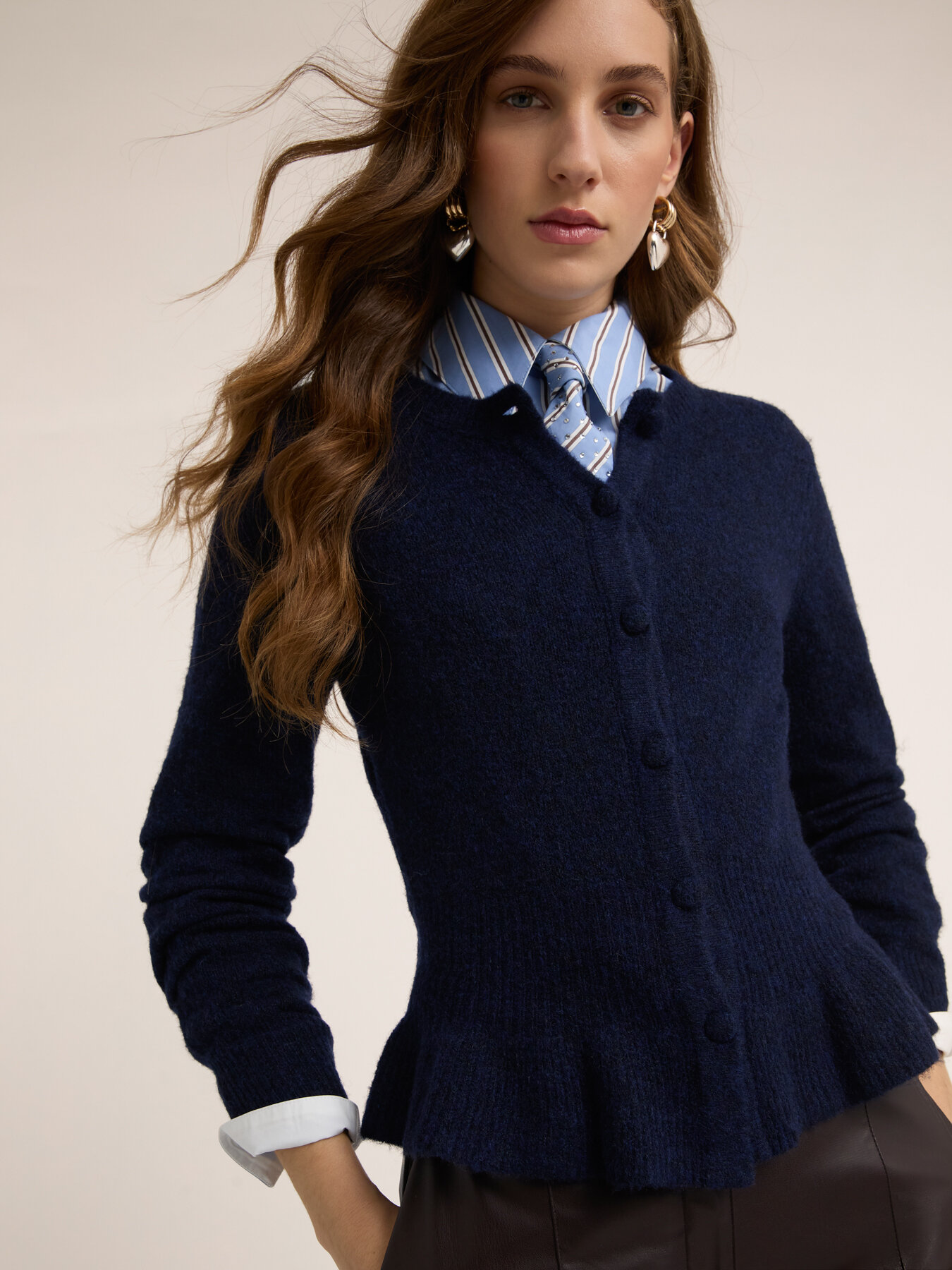 Cardigan cu volănaș din tricot amestec de l&acirc;nă image number 3