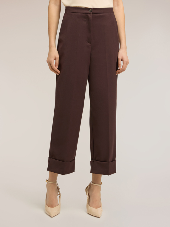 Pantalon court &agrave; revers