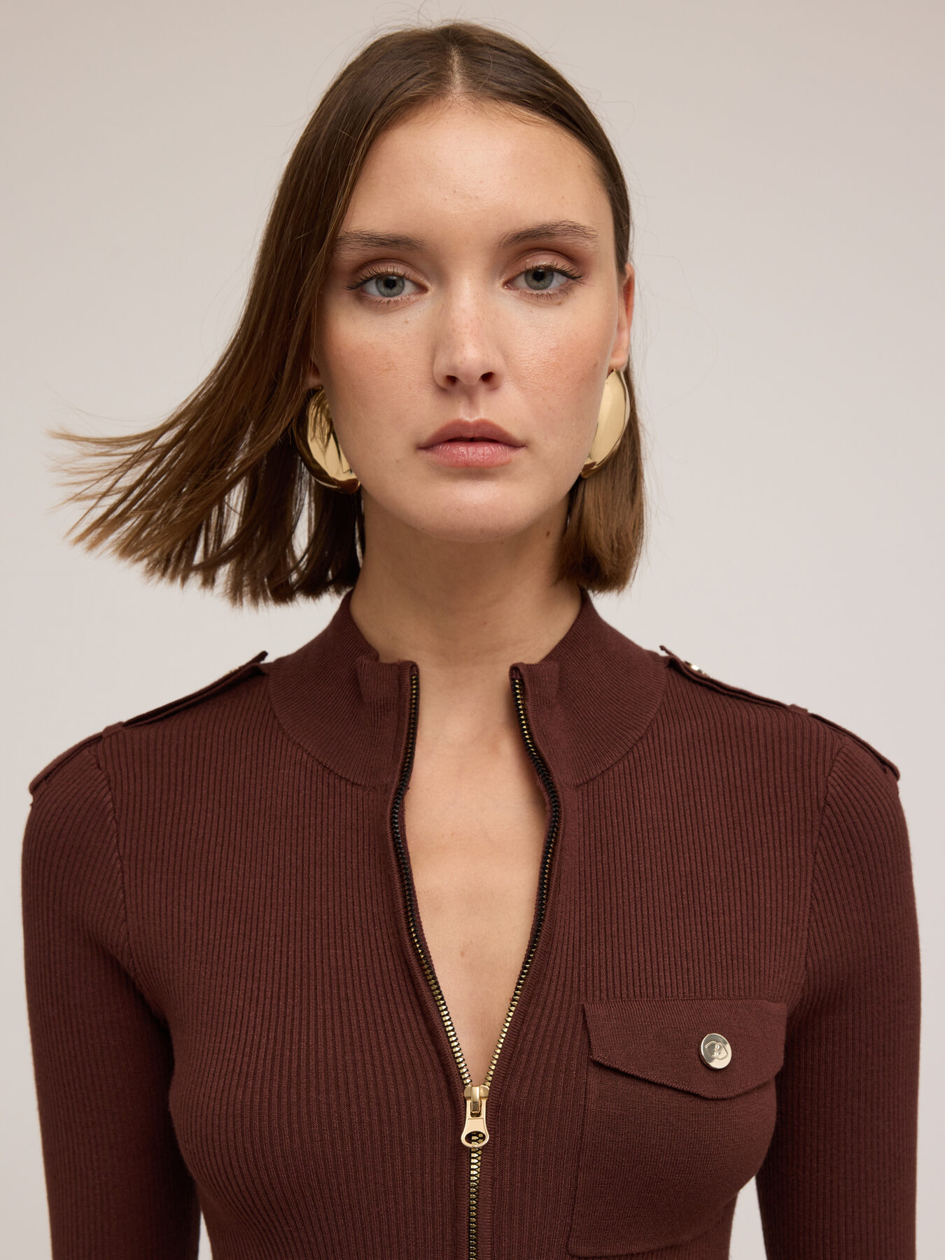 Ribbed cardigan with epaulettes image number 3