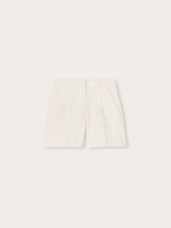 Hochgeschnittene Shorts aus Baumwolle