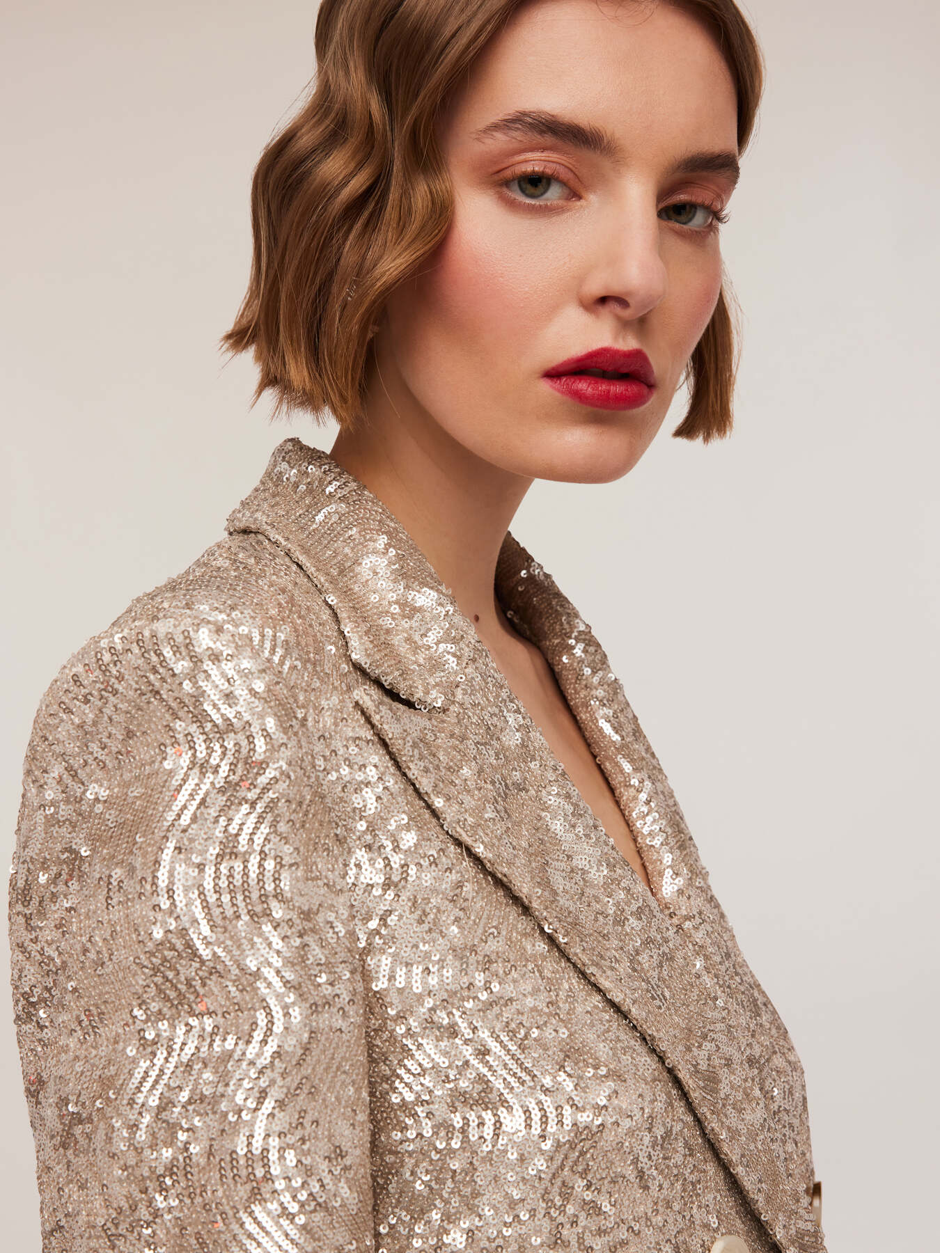 Blazer oversize enti&egrave;rement &agrave; paillettes image number 3