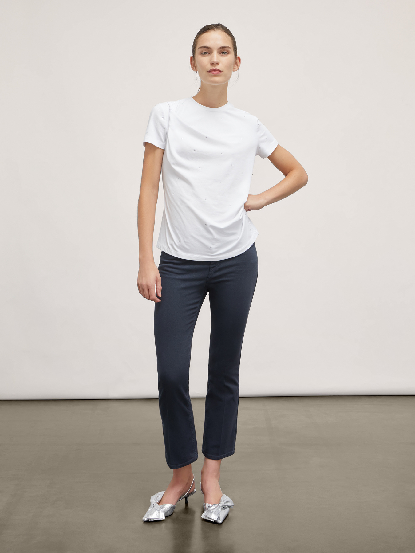 Full rhinestones T-shirt image number 3