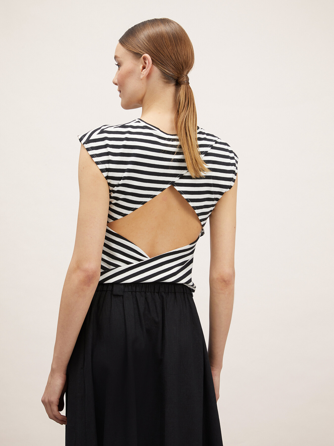 T-shirt &agrave; motif d&rsquo;ouverture &agrave; rayures image number 1