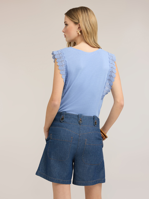 T-shirt en m&eacute;lange de lin avec inserts en dentelle