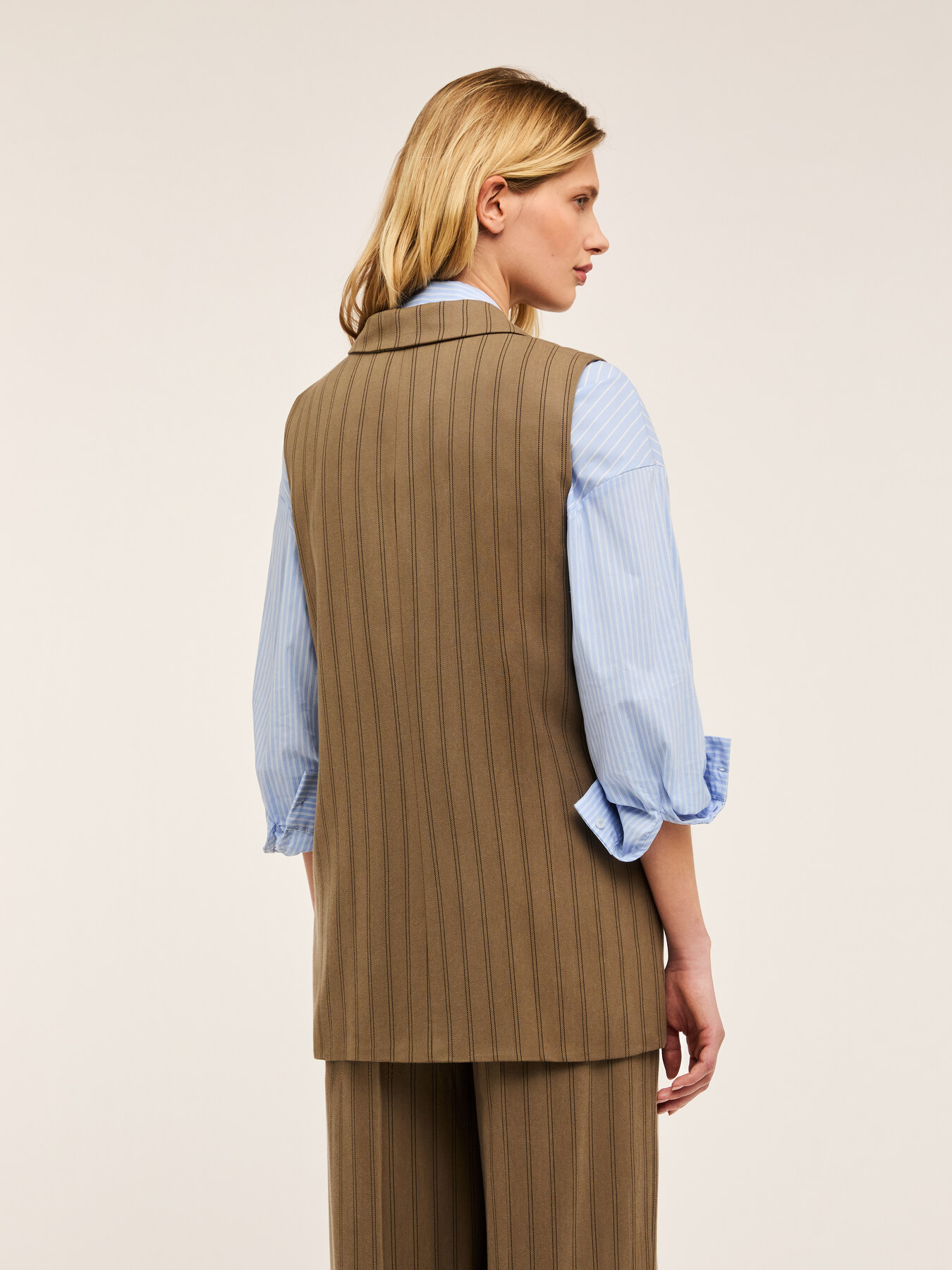 Gilet oversize &agrave; fines rayures image number 1