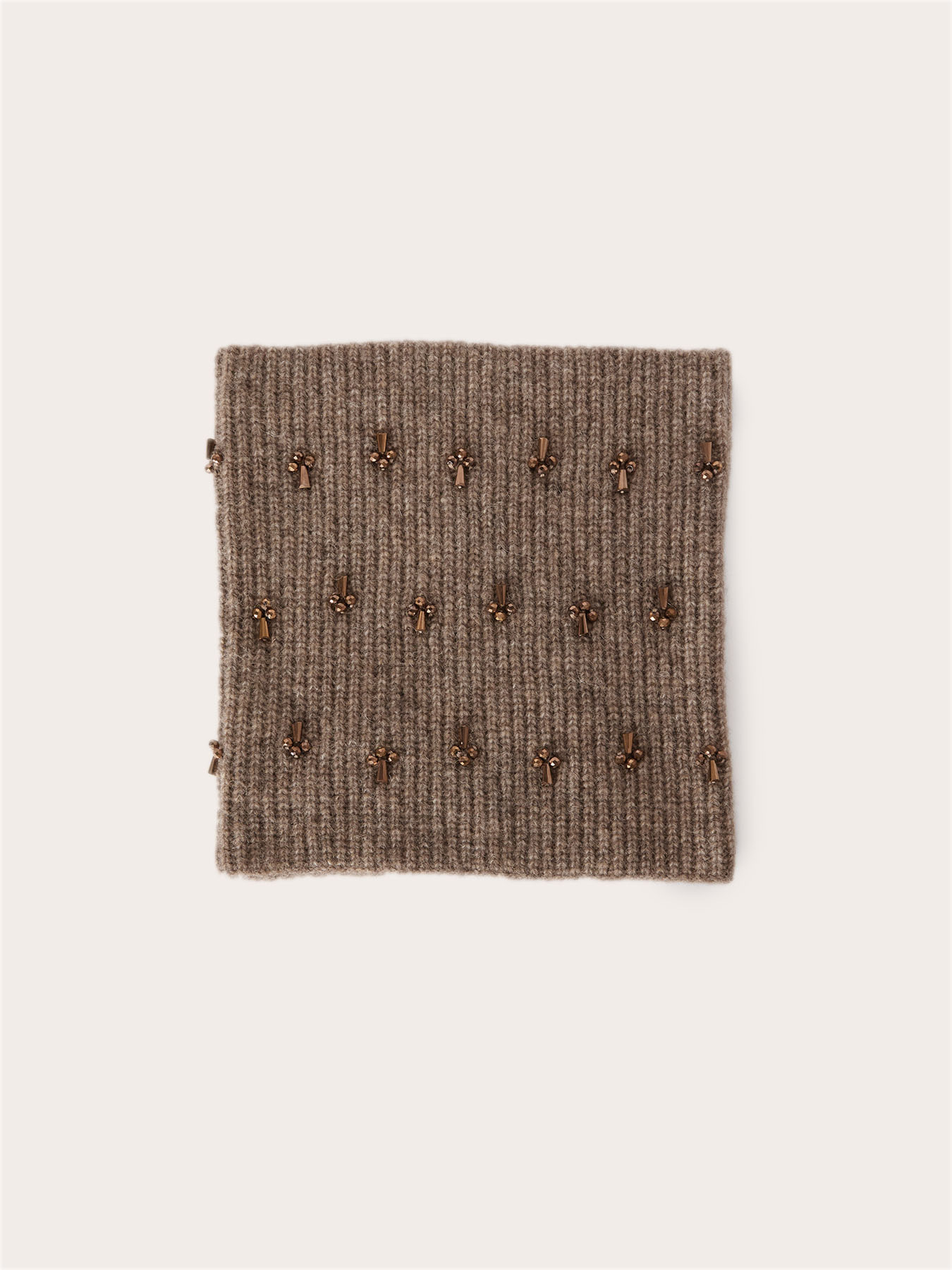 Strickschal mit Steinen image number 1