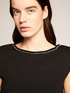 Top corto con ricamo di strass image number 1