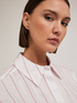 Camisa boxy a rayas image number 2