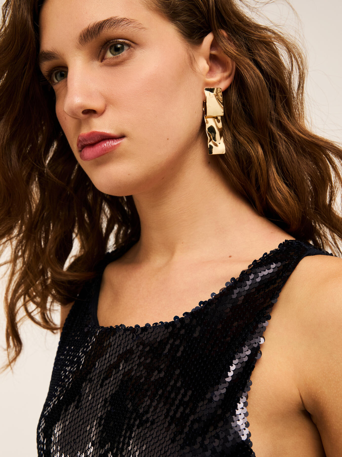 Top à paillettes image number 3