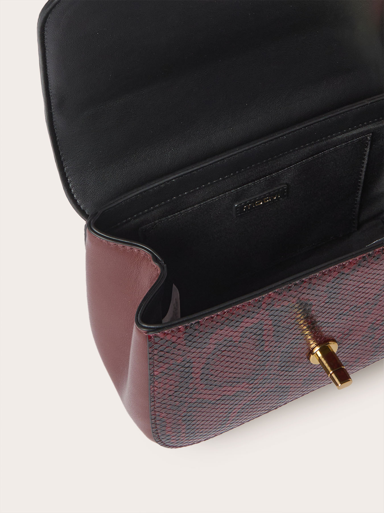 Borsa a tracolla con texture effetto rettile image number 4