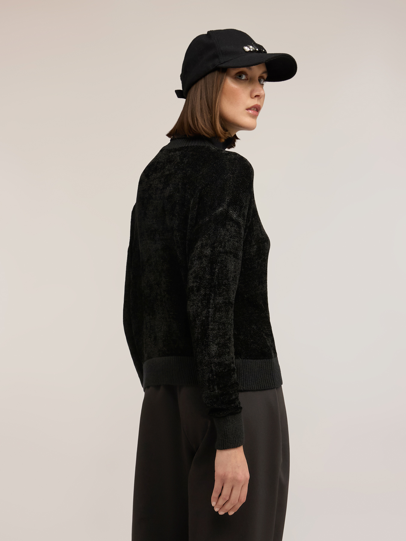 Chenille-Rollkragenpullover image number 1