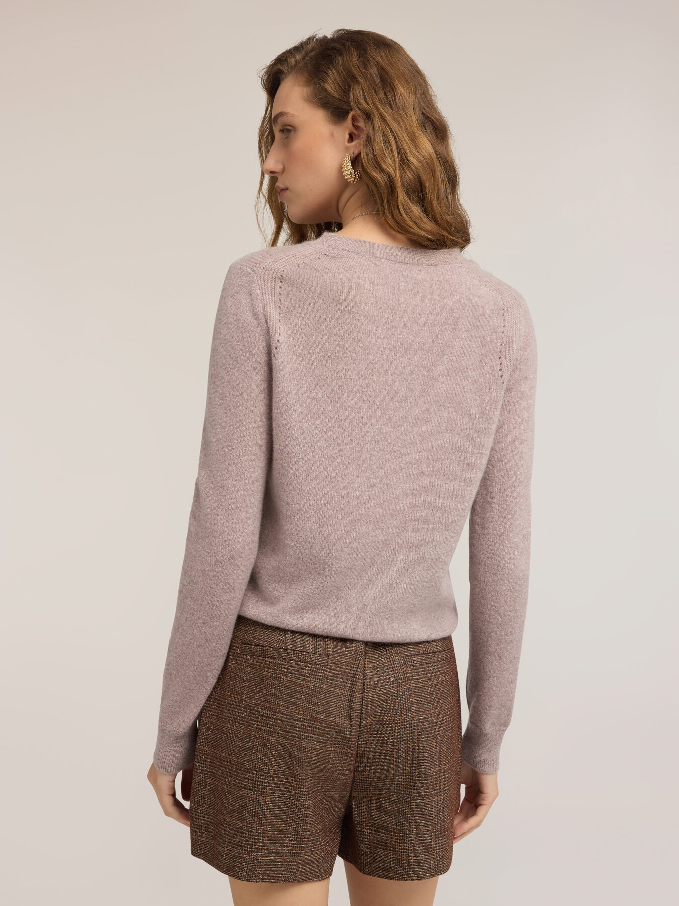 Heavy cashmere crew neck sweater image number 1
