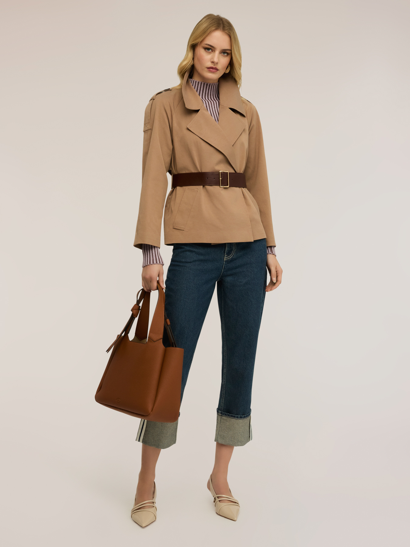 Short lyocell blend trench coat with belt image number 2
