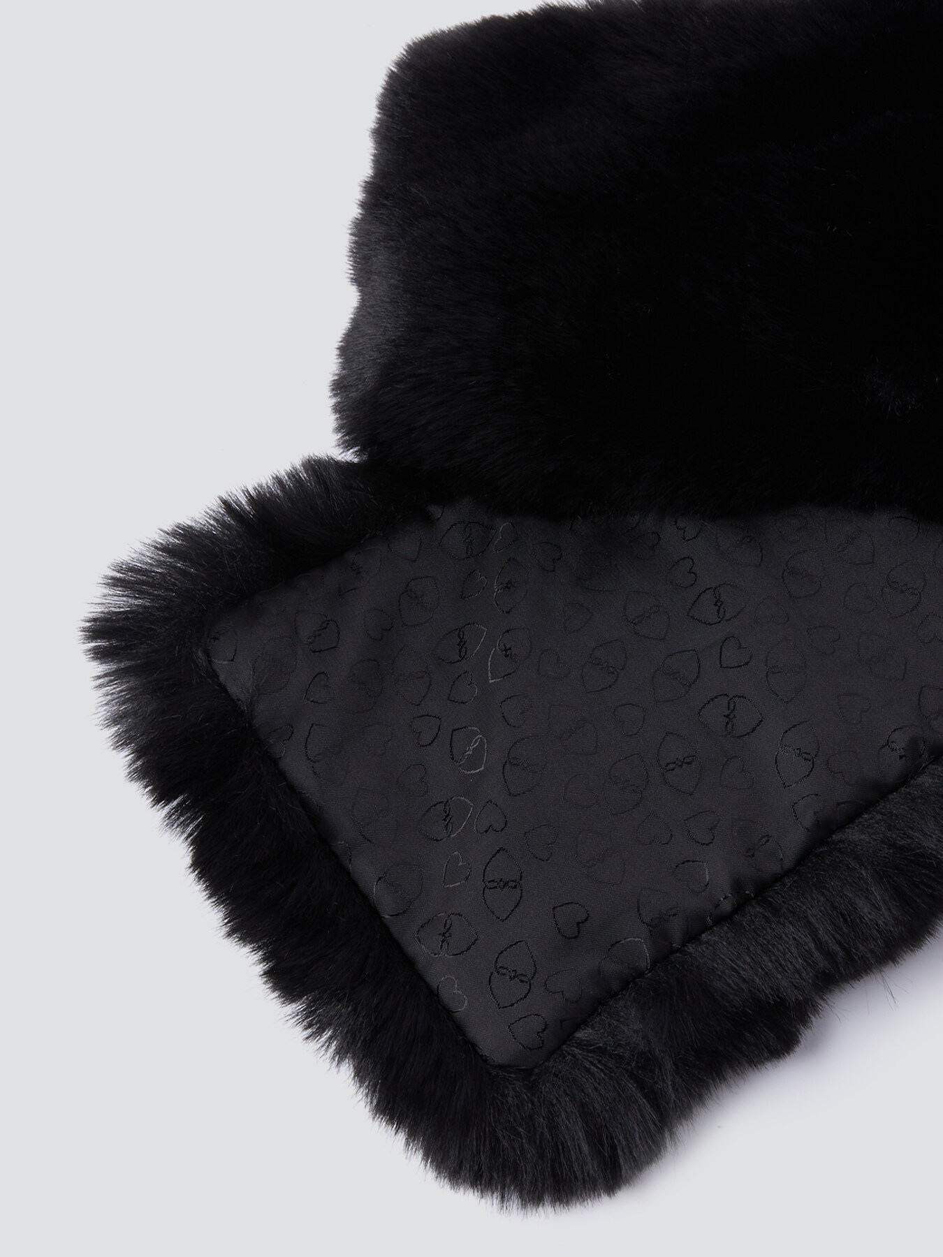 Collo in simil pelliccia image number 1