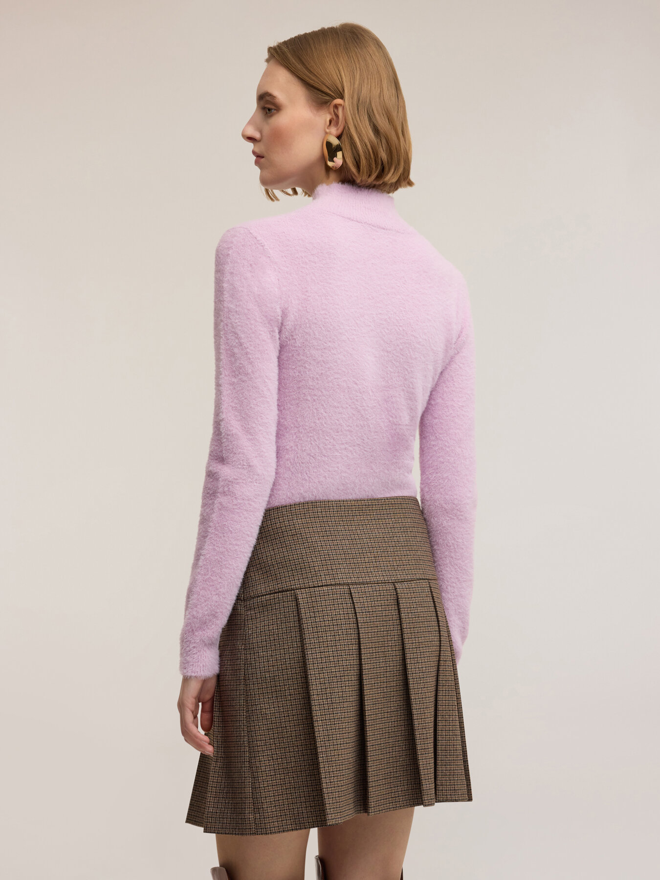 Turtleneck sweater in viscose blend image number 1