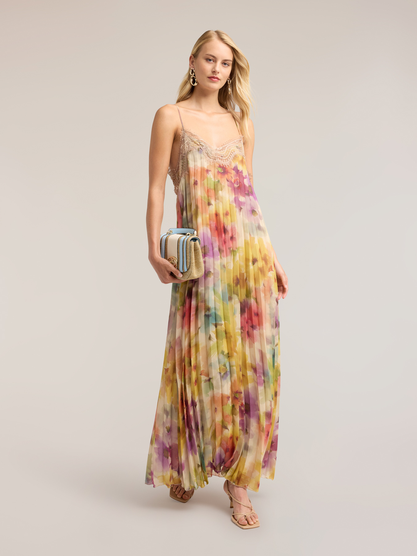 Pleated chiffon maxi dress with print image number 0