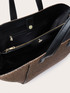 Shopping bag effetto stuoia con manici image number 4