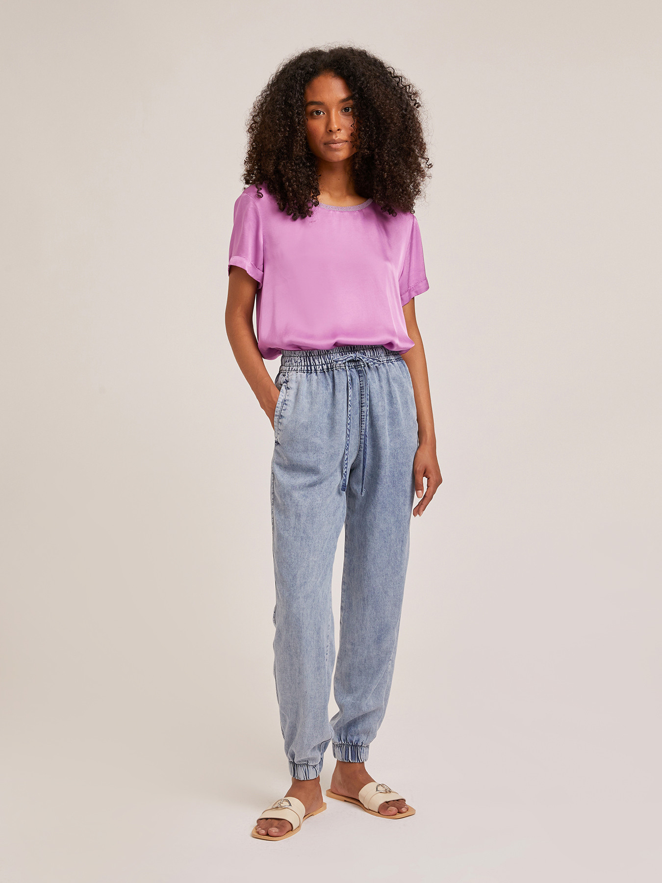 Flowing lyocell denim-effect joggers image number 0