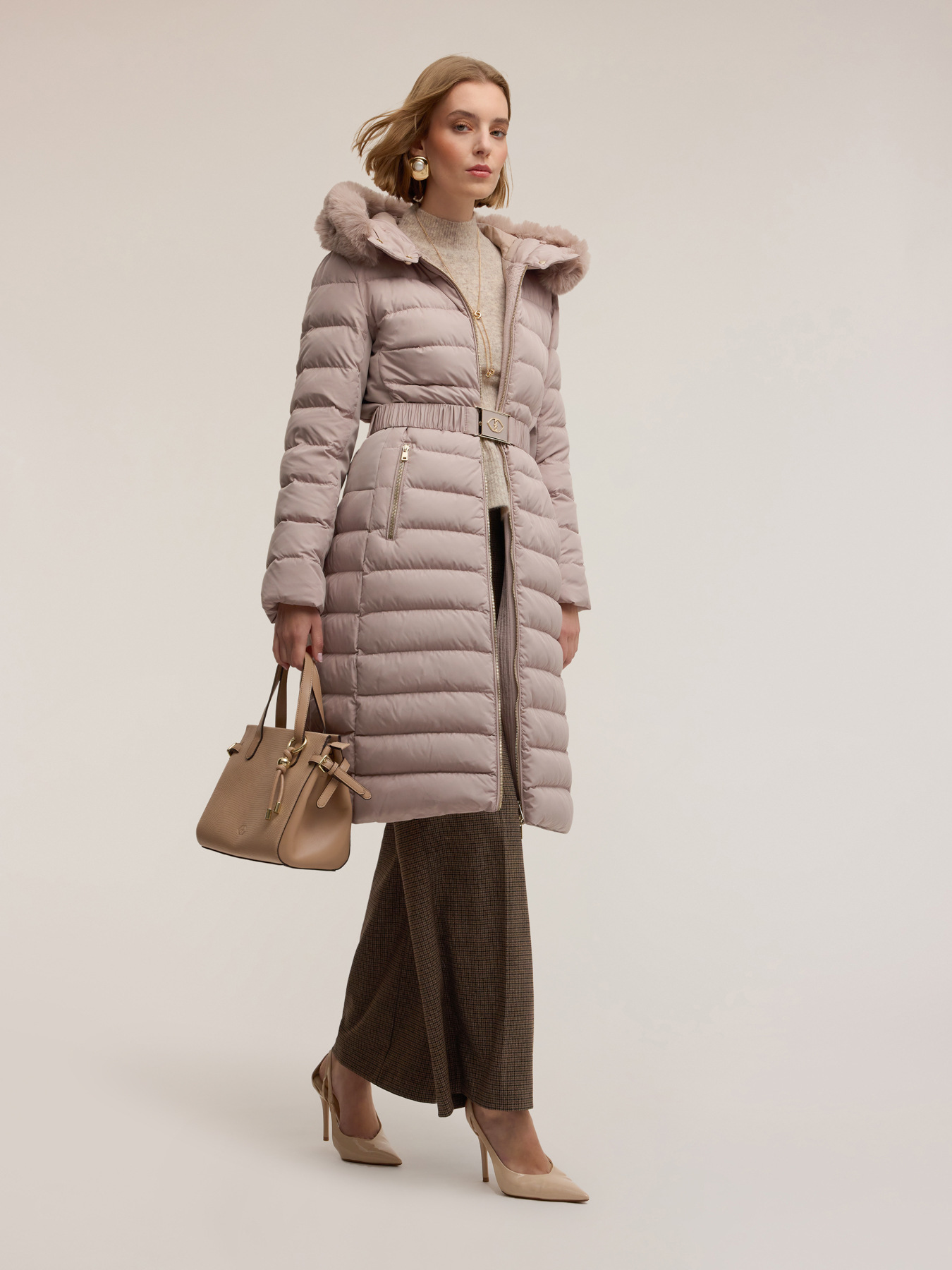 Long down jacket with hood image number 3