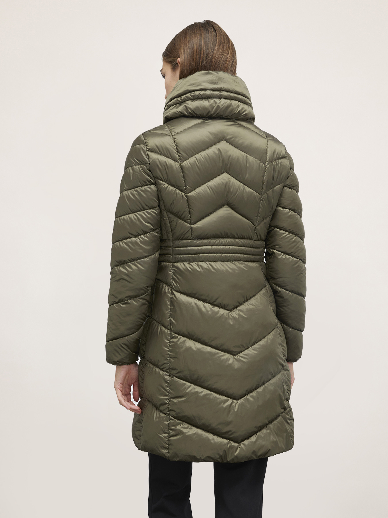 Padded high collar jacket image number 1