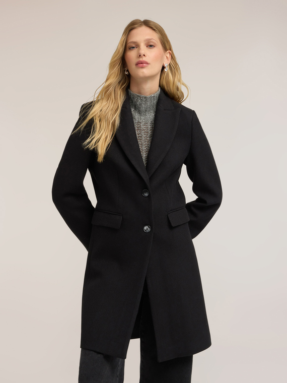Long single-breasted coat