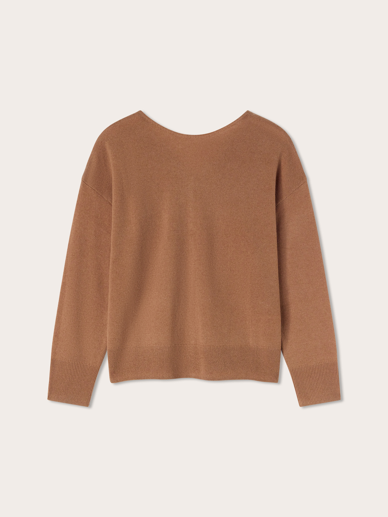 Wool sweater with back buttoning image number 4