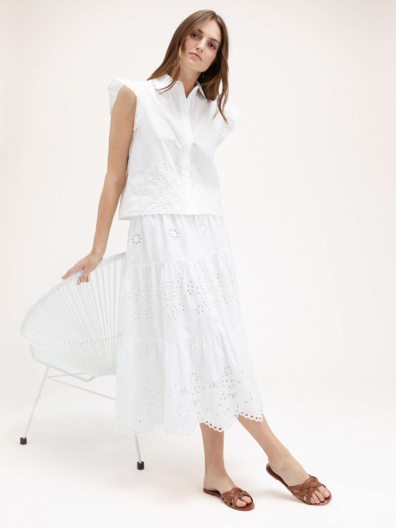 Broderie Anglaise flounced skirt image number 6