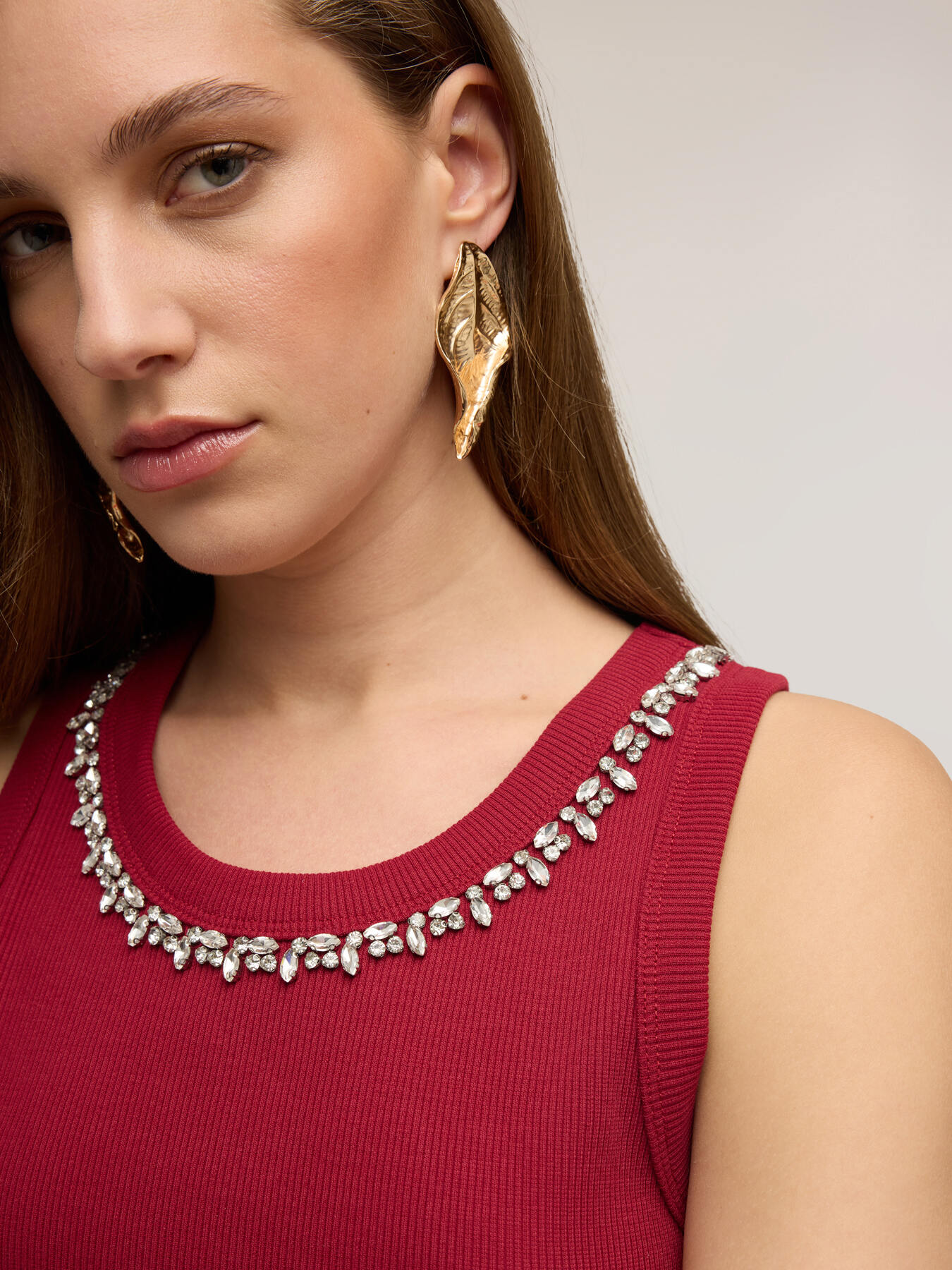 Top with rhinestones on the neckline image number 3