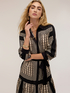 Robe chemisier en satin imprim&eacute; image number 3